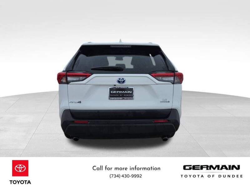 2024 Toyota RAV4 Hybrid LE