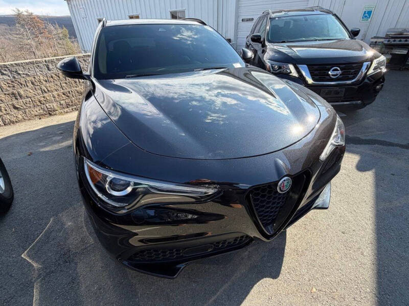 2023 Alfa Romeo Stelvio Veloce