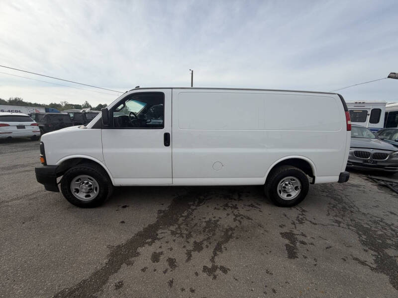 2017 Chevrolet Express 2500