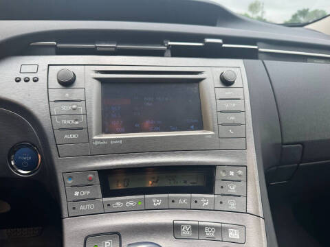 2015 Toyota Prius Two