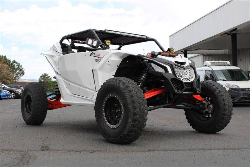 2017 Can-Am Maverick