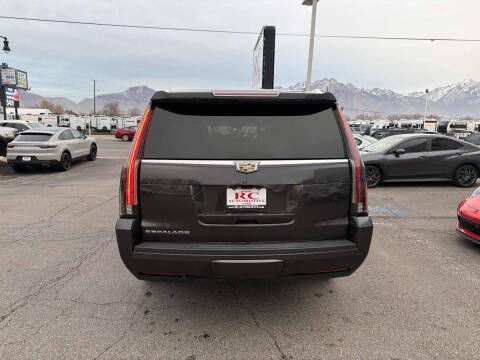 2018 Cadillac Escalade ESV Premium Luxury