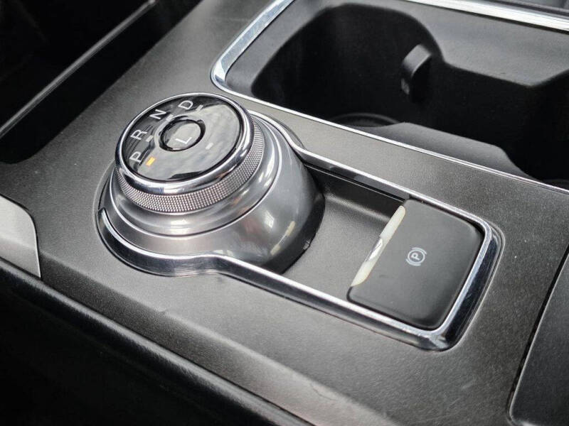 2017 Ford Fusion Hybrid SE