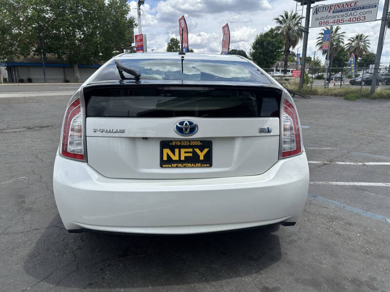2012 Toyota Prius Four