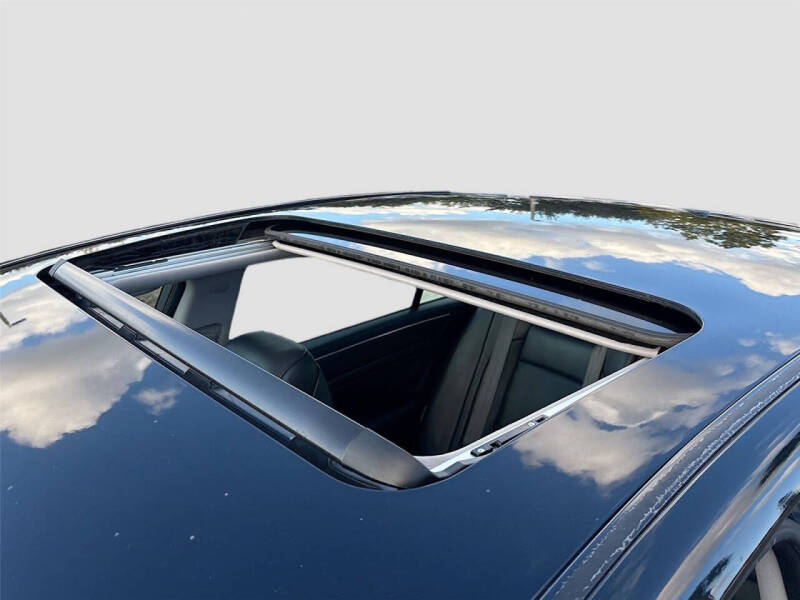 2012 Hyundai Genesis 5.0L