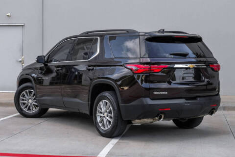 2022 Chevrolet Traverse LT Leather