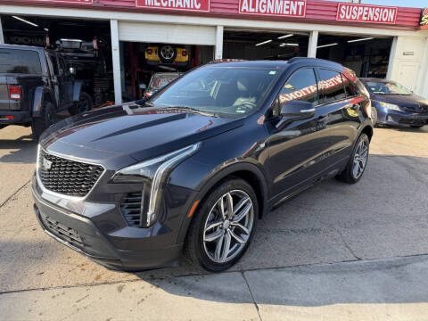 2022 Cadillac XT4 Sport