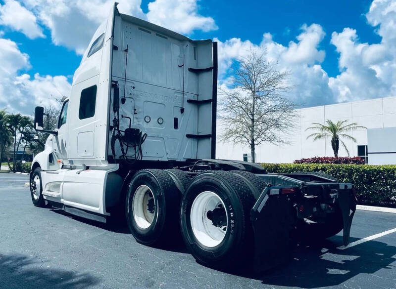 2019 International LT625