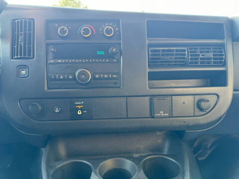 2017 Chevrolet Express 2500