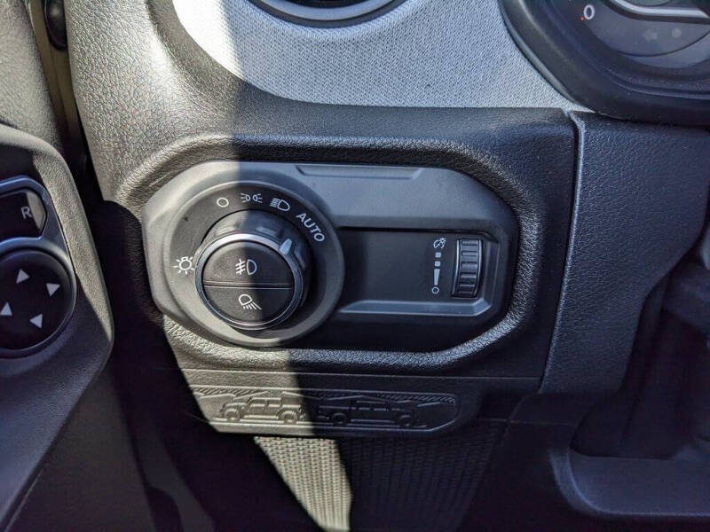 2025 Jeep Gladiator Willys