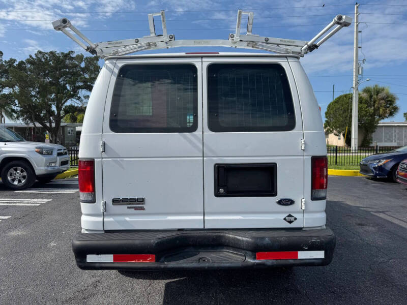 2013 Ford E-Series E-250