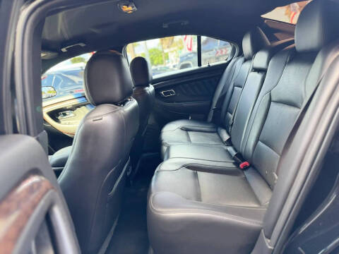 2015 Ford Taurus Limited