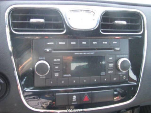 2013 Chrysler 200 Touring