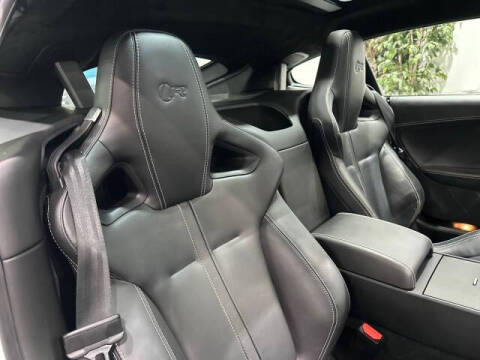 2016 Jaguar F-TYPE R