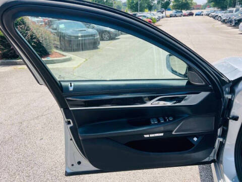 2017 BMW 7 Series 740i