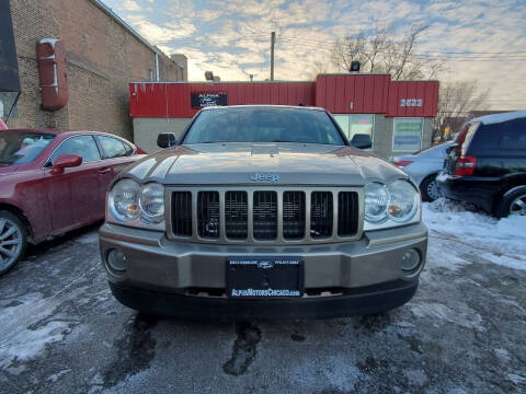 2005 Jeep Grand Cherokee for sale at Alpha Motors in Chicago IL