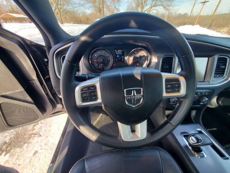 2013 Dodge Charger SXT