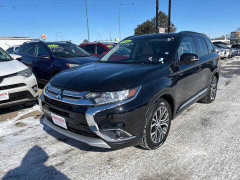 2016 Mitsubishi Outlander for sale at De Anda Auto Sales in South Sioux City NE