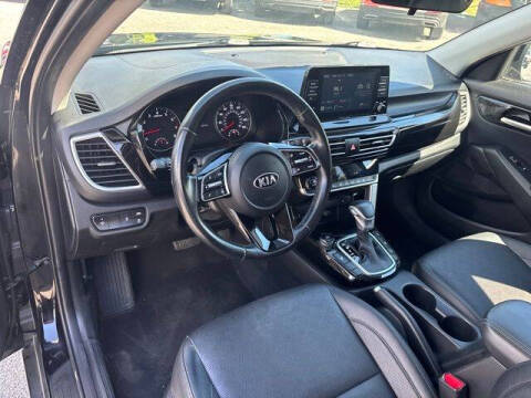 2021 Kia Seltos EX
