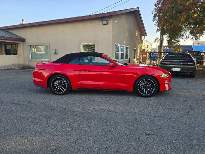2023 Ford Mustang EcoBoost Premium
