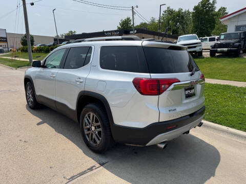 2017 GMC Acadia SLT-1