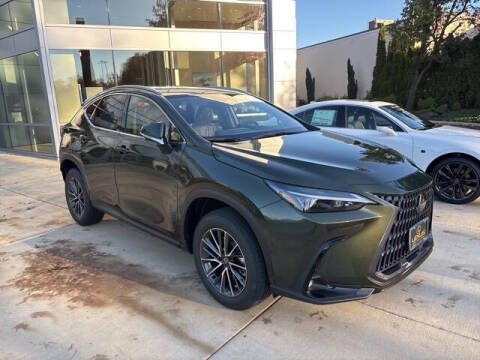 2026 Lexus NX 450h+ Luxury