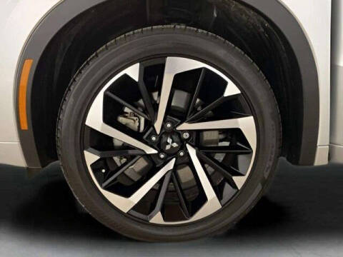 2025 Mitsubishi Outlander PHEV SEL