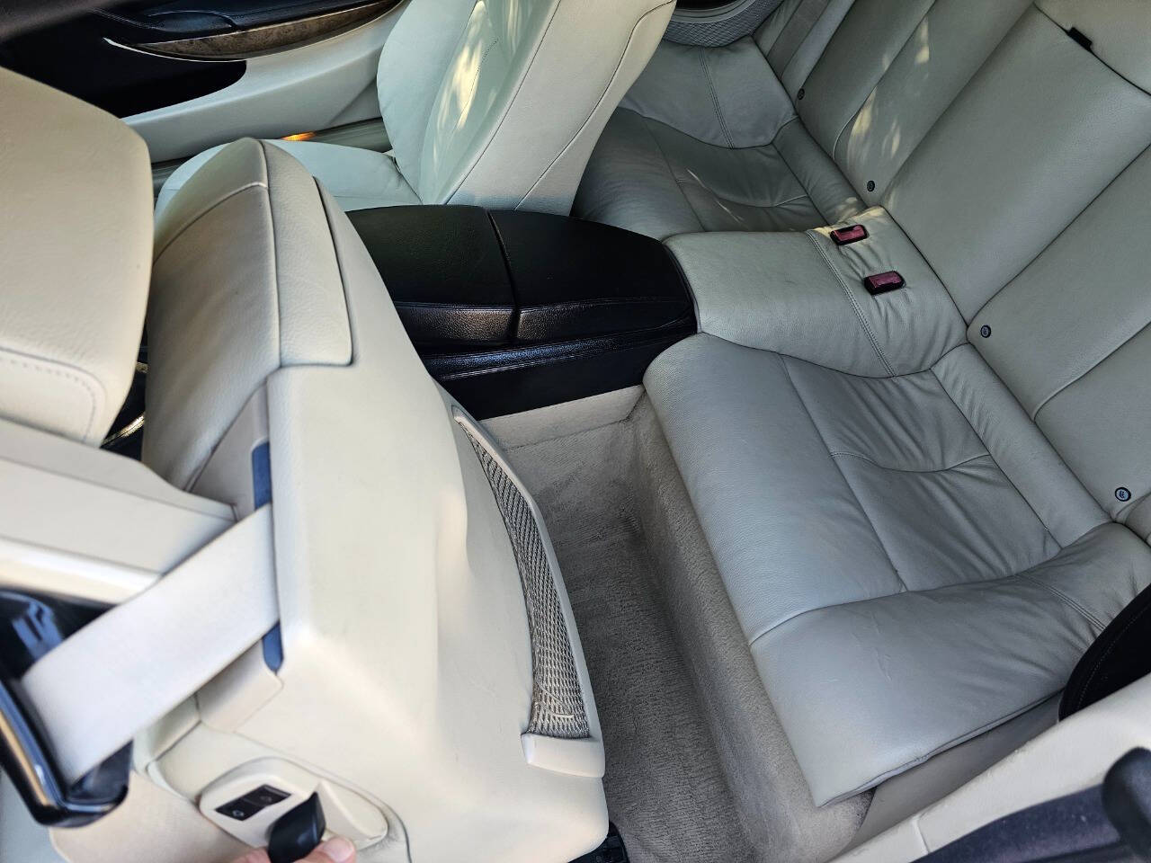 2010 BMW 6 Series 41