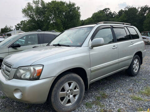 2005 Toyota Highlander for sale at Full Throttle Auto Sales in Woodstock VA