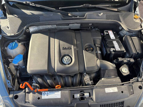 2013 Volkswagen Beetle Convertible 2.5L PZEV