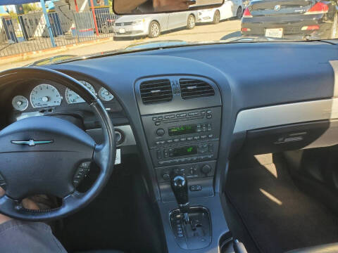 2005 Ford Thunderbird Deluxe