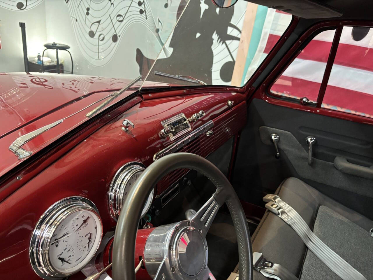 1952 Chevrolet 5 Window 29