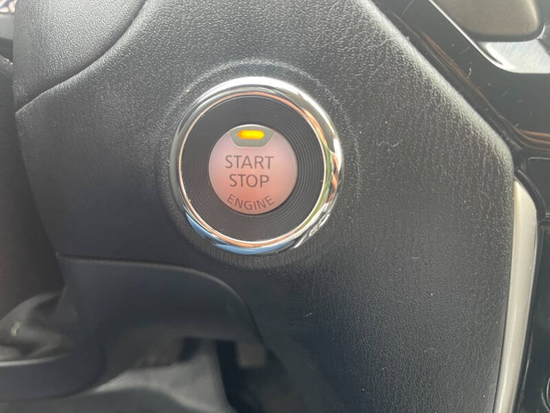 2020 Nissan Pathfinder S