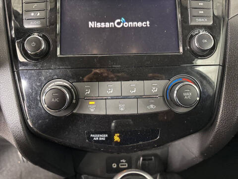 2022 Nissan Rogue Sport S