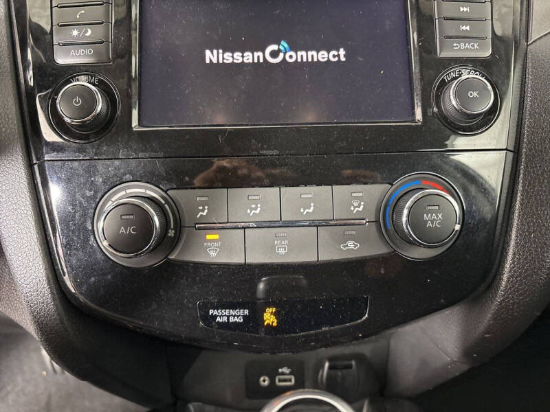 2022 Nissan Rogue Sport S