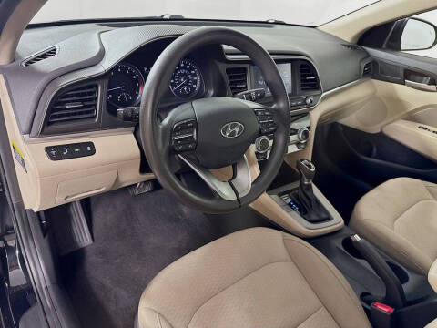 2019 Hyundai Elantra