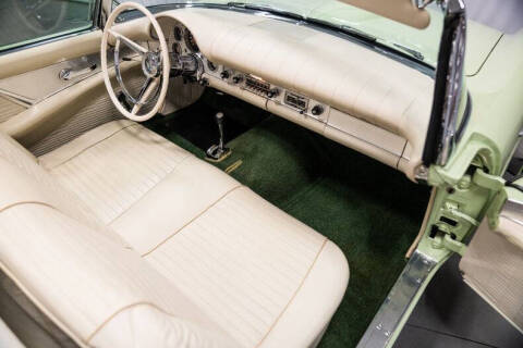 1957 Ford Thunderbird