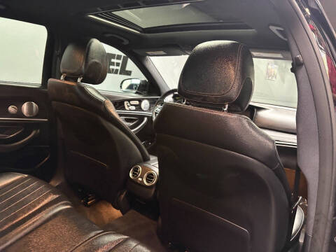 2019 Mercedes-Benz E-Class E 300