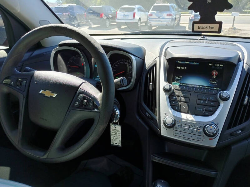 2017 Chevrolet Equinox LS