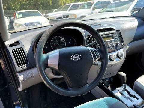 2010 Hyundai Elantra Blue