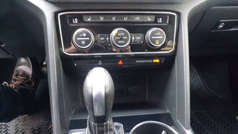 2023 Volkswagen Atlas Cross Sport V6 SE