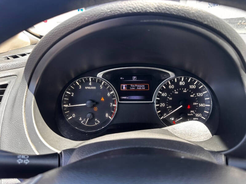 2017 Nissan Altima 2.5 SV