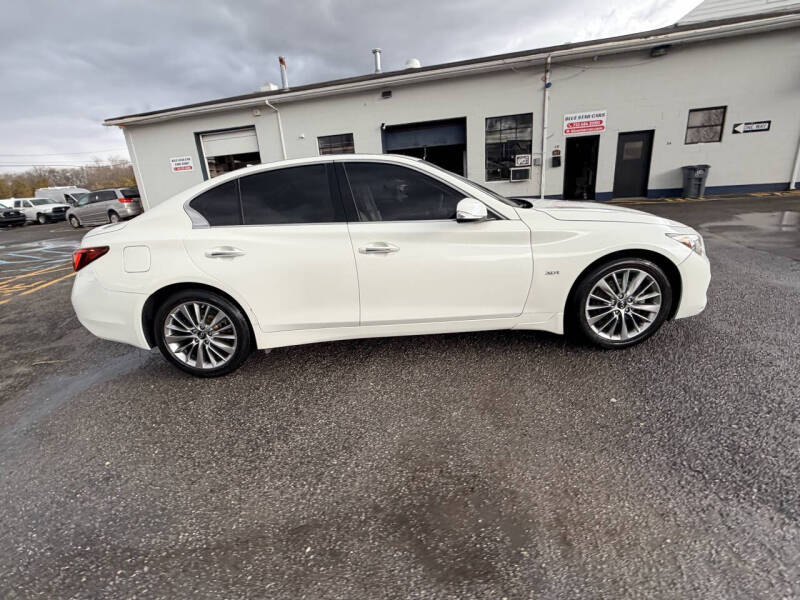 2018 Infiniti Q50 3.0T Luxe