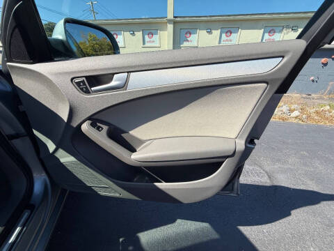 2010 Audi A4 2.0T quattro Premium Plus