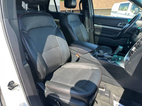 2016 Ford Explorer Sport