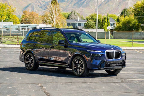 2023 BMW X7 M60i