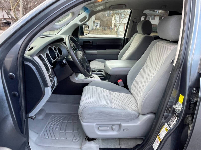 2010 Toyota Tundra Grade