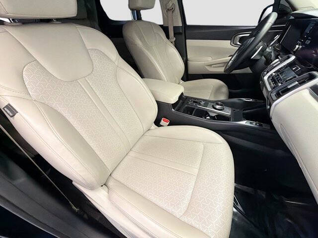 2023 Kia Sorento Hybrid EX