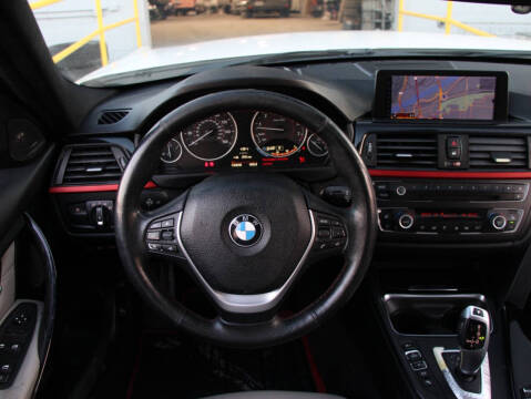 2013 BMW 3 Series 328i