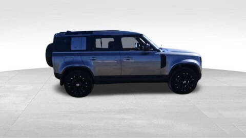 2020 Land Rover Defender 110 SE